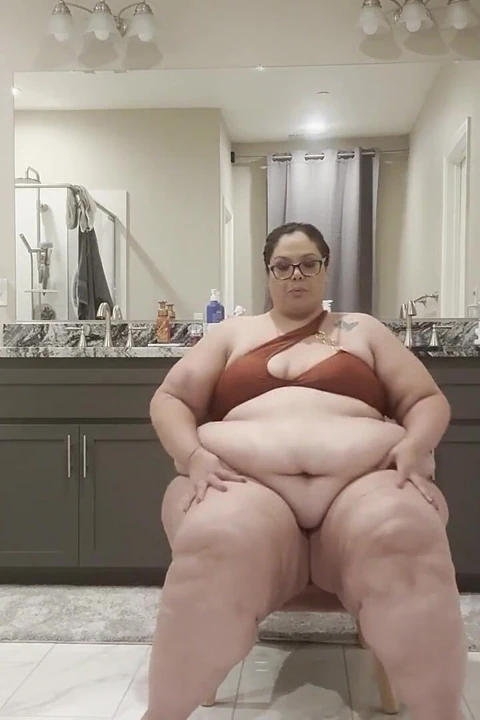 Plump Paradise Weigh in - Haziran 2024