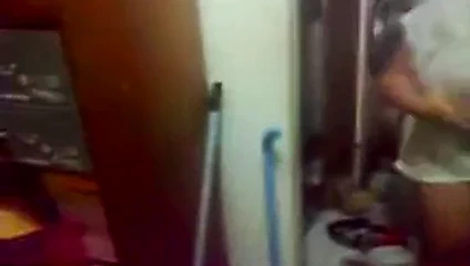 Outta duş büyük boob Asya aunty