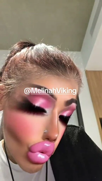 mel'in drag'de nasıl görünebileceği