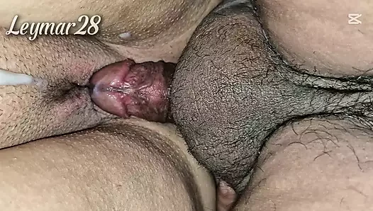 Her zaman onun hepsini amcığımın içinde istiyorum... Amcığımın boşalmana bayılıyorum