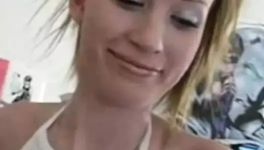 iki babes bir şaşırtıcı oral seks