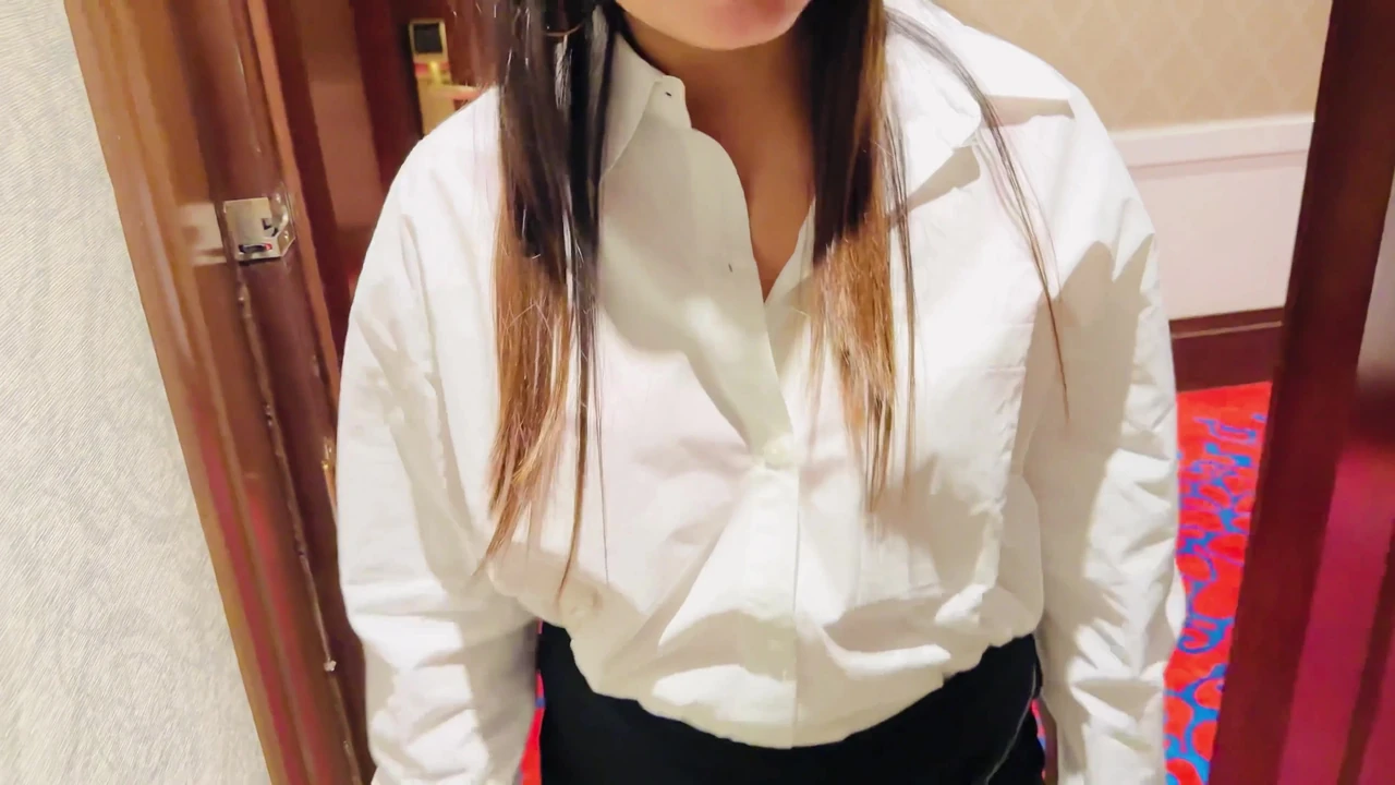 5star hotel ki Female manager ko Room me Bulaya aur khub Pela beautyfull lady manager