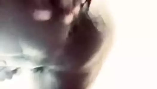 Zenci iri güzel ıslak götüm