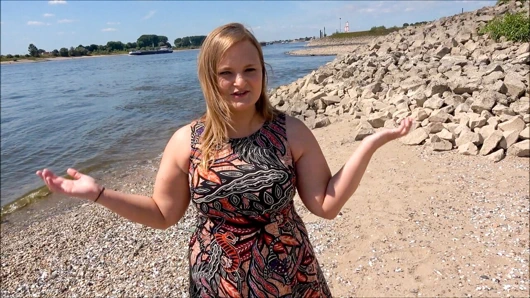 Utanmadan kandırılmış!! Garip adam beni prezervatifsiz sikiyor