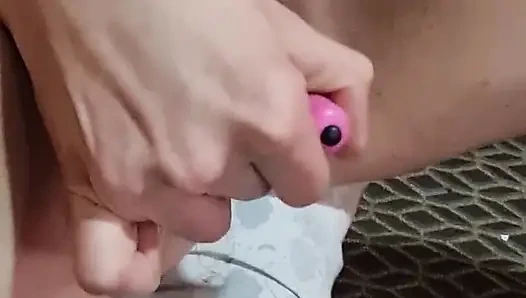 Gün doğumunda balkonda halka açık sikiş seansı