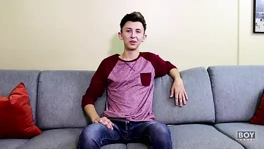 Interesting Boy Blake Anderson Fingers Up His Hole