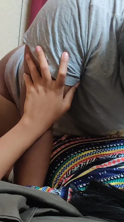 Malezyalı çiftin ev yapımı seks videosu