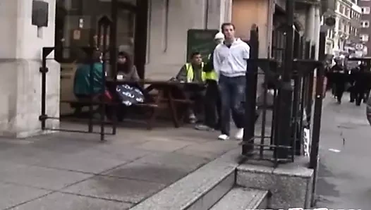 Euro twinks barebacking sert ve emme büyük yarak