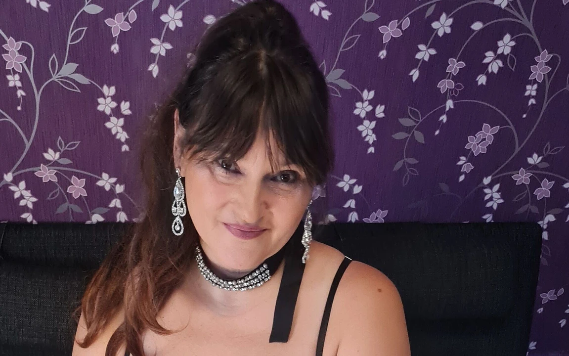 Martakiko52 striptiz senin için buradayım