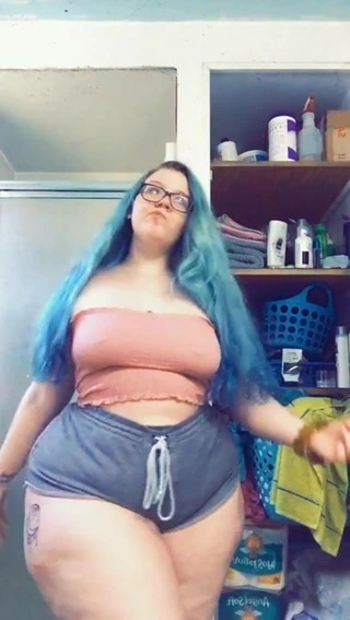 Gökkuşağı armut pawg büyük göt -05