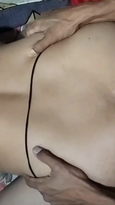 Jamaika daa'da büyük siyah yarakla kolaj kız seksi | Klip 1