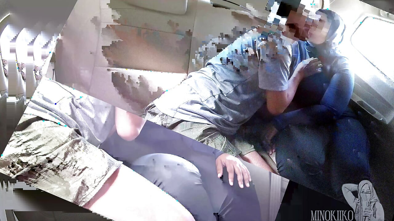 Tesettürlü orta yaşlı seksi kadın antrenmandan sonra arabada seks yapıyor - minokiiko
