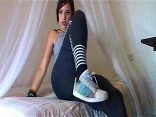 emo kız gider çıplak üzerinde webcam