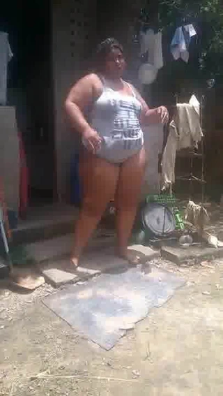 GORDA MUITO GOSTOSA REBOLANDO DE BABYDOLL
