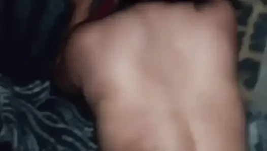 Kabuklu büyük yarak ter içinde boğuluyor ve vahşice teslim oluyor