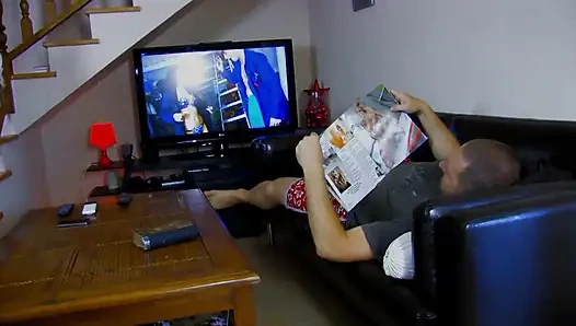 Ağzı açık amına yumruk sokarak her yere derinden sızdıran sular