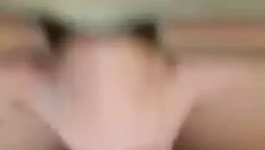 o seviyor için emmek için küçük horoz