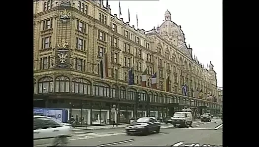 İtalyan çifte penetrasyon! (sahne 04)