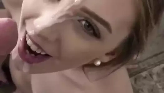 Muhteşem bebek yüzünde bir cumshot alır