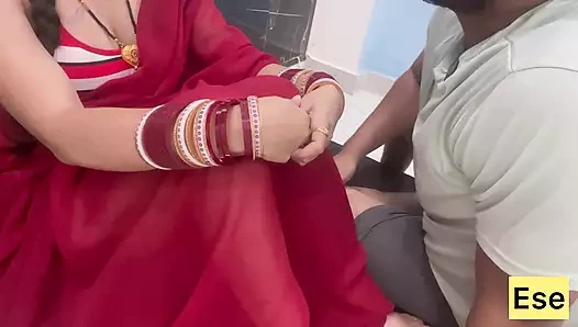 Kocamın en iyi arkadaşı önce beni baştan çıkardı ve sert sikti