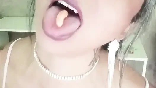 Seni canlı canlı yiyeceğim, bir jelibon kurdu gibi