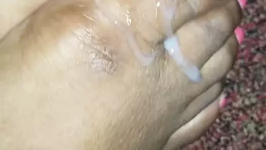 Kız arkadaşının pembe parmaklarının her yerine yükle