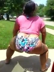 Seksi latin anne popping o kabarcık popo