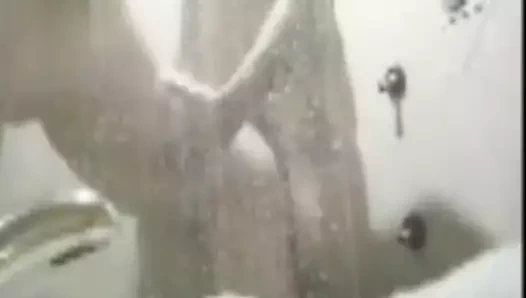 Siktir et içinde banyo