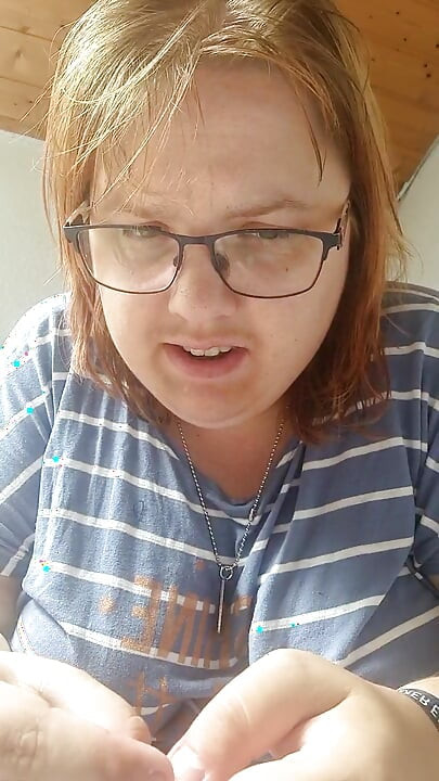 Meme Anna-Maria Lindel kamera önünde canlı 28.07.2025