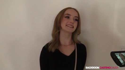 Brcc - 18 yaşındaki Maria'nın ıslak delikleri için buttplug ve sert penis!