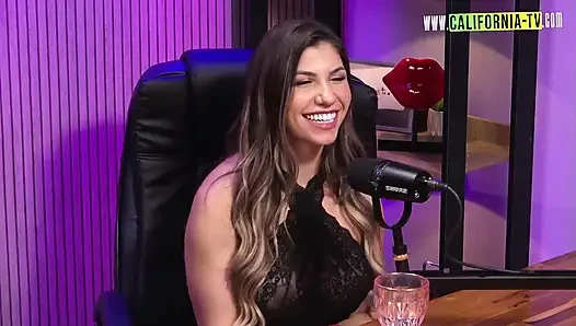 Latin ateşli Alexia Dhein ile podcast