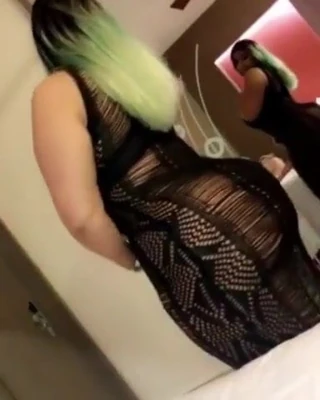 momvaezikooni