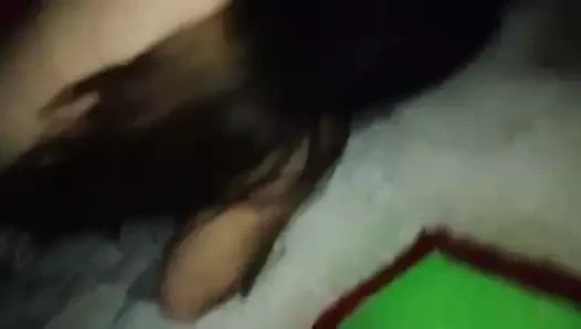 Pompino fatto da una troietta