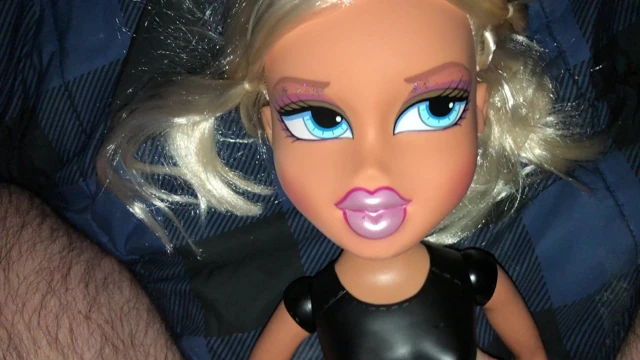 Cum üzerinde bratz cloe stil kafa