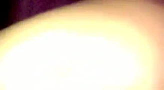 novia bajo falda sin bragas