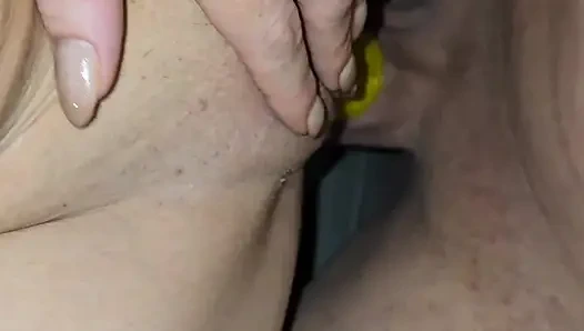 Prezervatiften döl içiyor