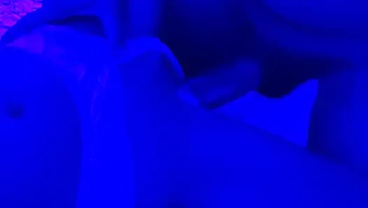 zengin inleyerek inanılmaz bir orgazm olurken yarağımı yakaladı