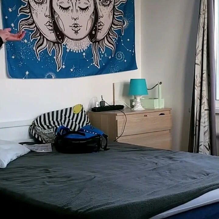 Bir öğrencinin sıkı göt deliğini siktim ve geldi