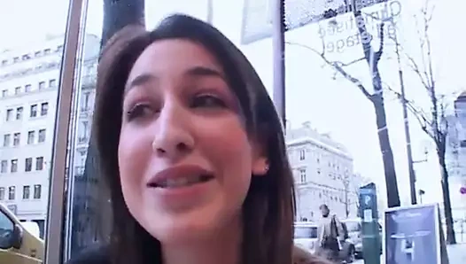 Teen arabe nymphomane baise avec un inconnu !!