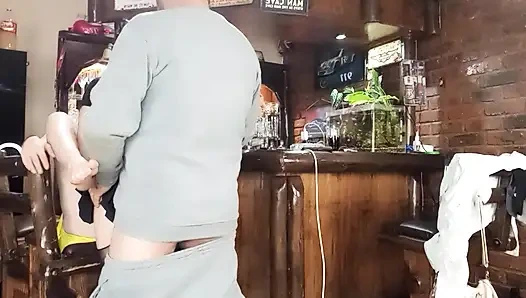 Yeni ah aşkımı ilk kez gördüğümde izliyor