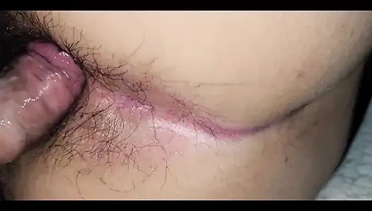 Üvey kızım kendine bu kadar kolay dokunulmasına izin veriyor