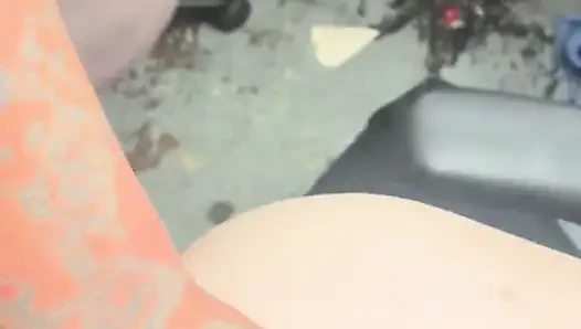 Kızıl saçlı sahibe gırtlağına kadar alıyor bakış açısı