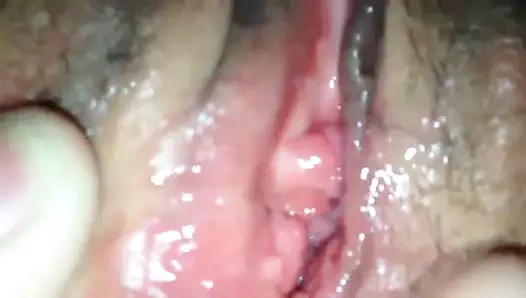 Islak ve iyi bir lanet için hazır.