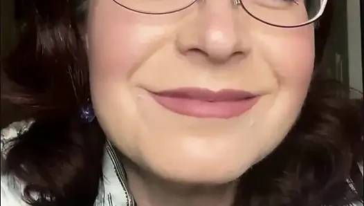 Yüzüme mastürbasyon yapıyor