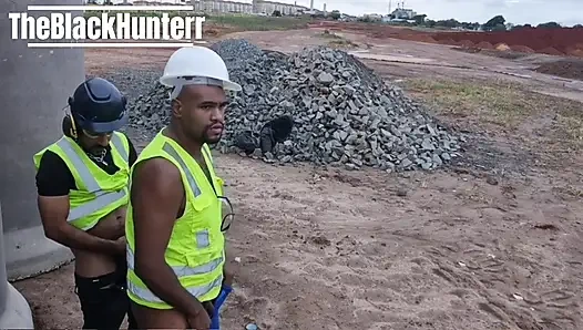 İşçiler sahada yalnızdı ve bakın ne yaptılar