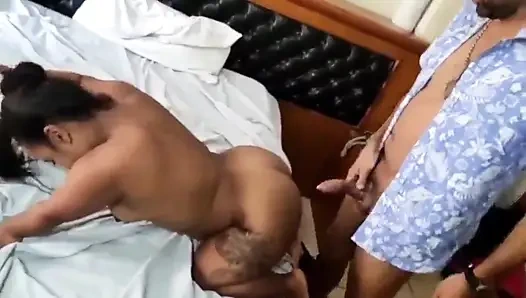 Jbs cüce üvey babasına götünü göstermek için yapıldı