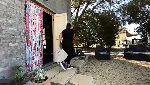 Dominatrix sahibe April - masa oyunu - yakalama