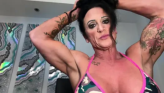 Kandys Crush:yemeği yutuyor
