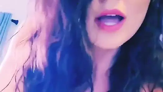 Uyanınca ilk istediğim şey iyi yaptığın bir orgazm