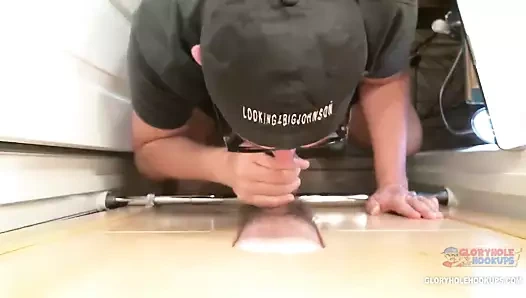 Gloryhole'da yoğun bir gün